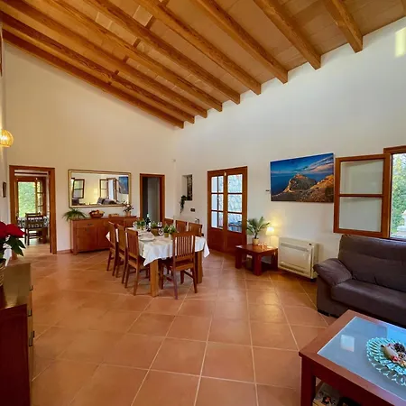 Holiday home Casa Moragues *